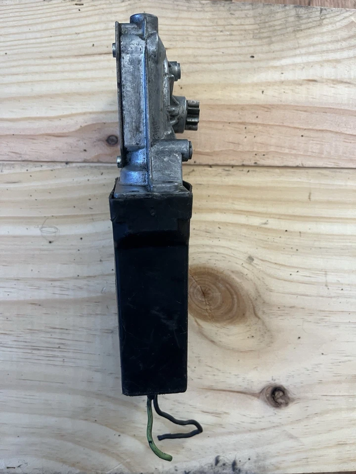 Motor Mercedes W116 Bosch Brose Coburg 12V L.H 0130820076 68023326 OEM probado Foto 3 de 4