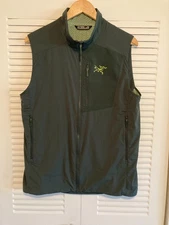 Arc'teryx Proton Vest.  Men's Medium.  Conifer
