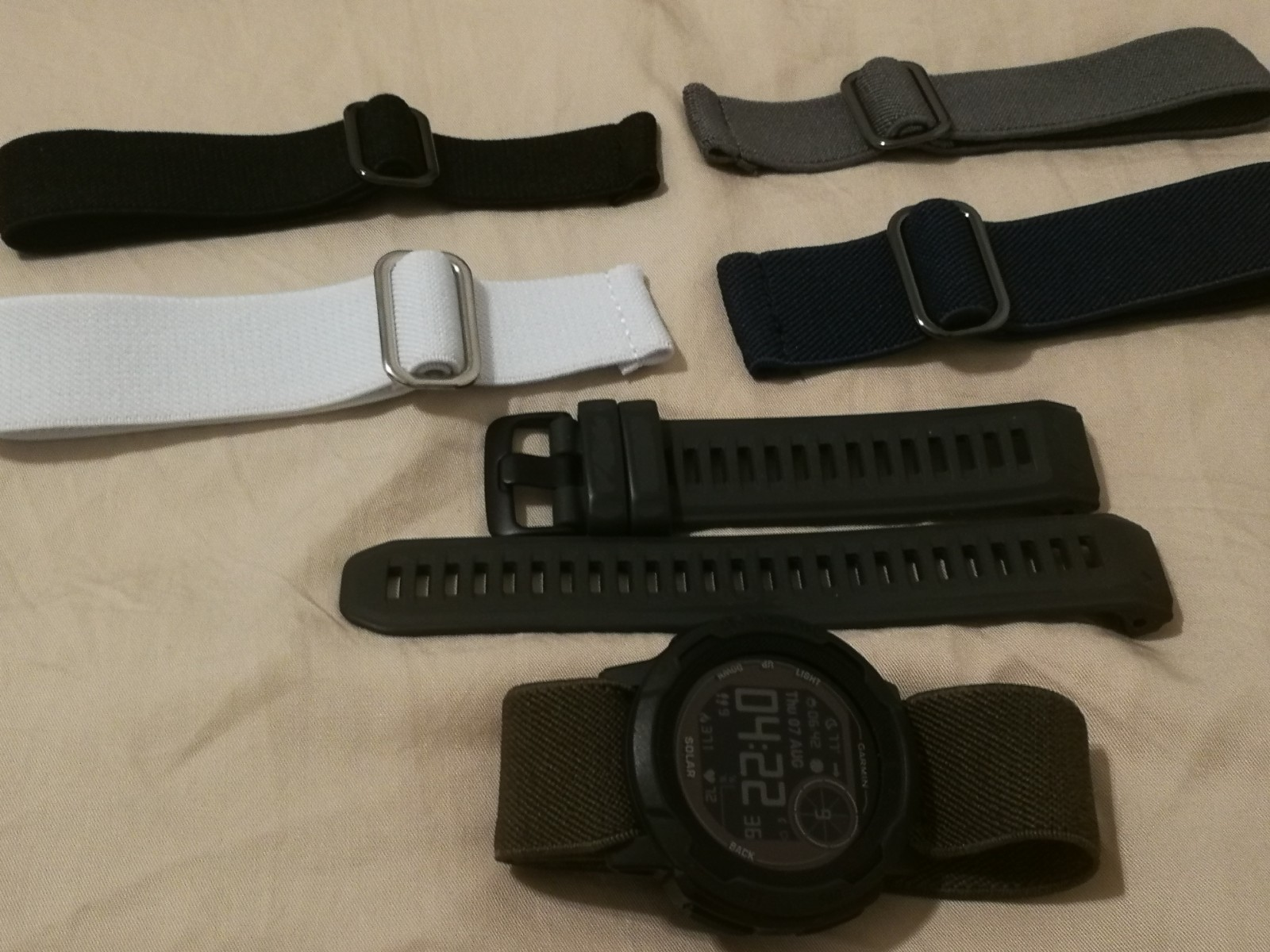 Garmin Instinct 2 Solar GPS Smartwatch in Graphite with extra bands-image