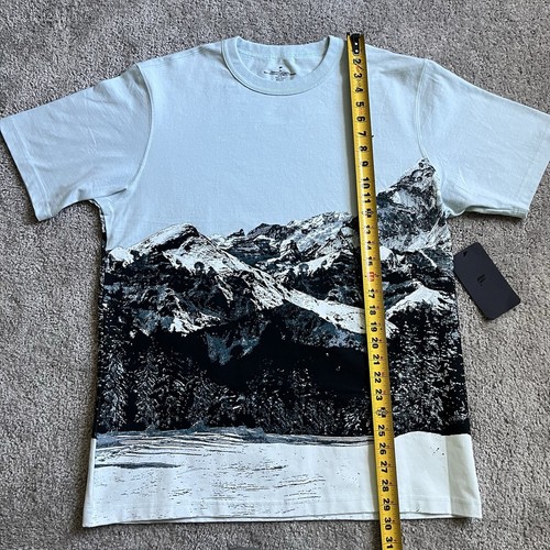 Camiseta Fabletics The Pride R&R Beyond The Edge Mountain azul claro para hombre talla mediana - Imagen 9 de 11