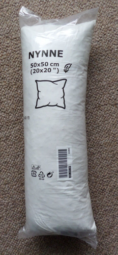 IKEA NYNNE Entenfedern Kissen innen (Größe 50cm x 50cm) - NAGELNEU & VERSIEGELT - Bild 1 von 4