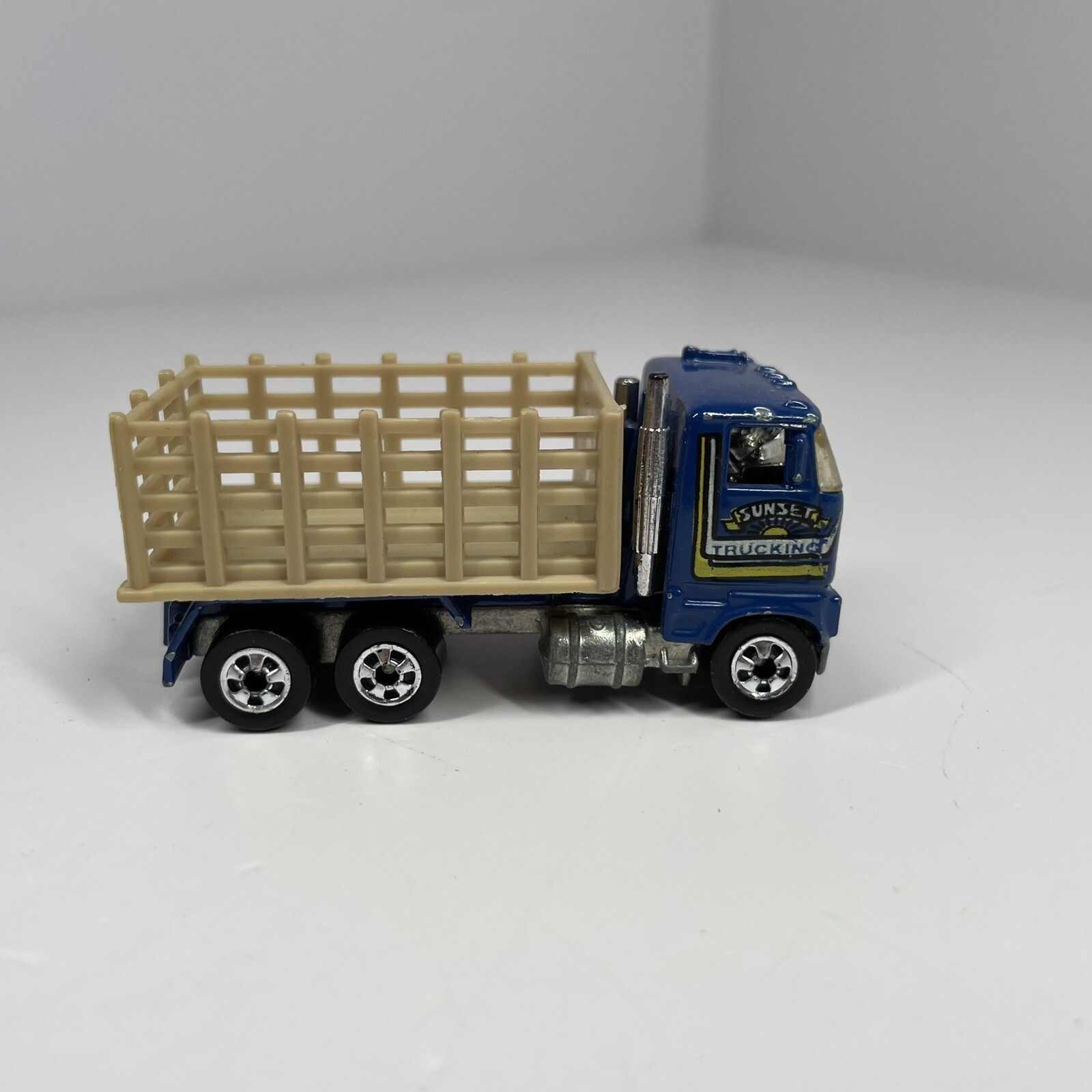 Picture 6 of 11