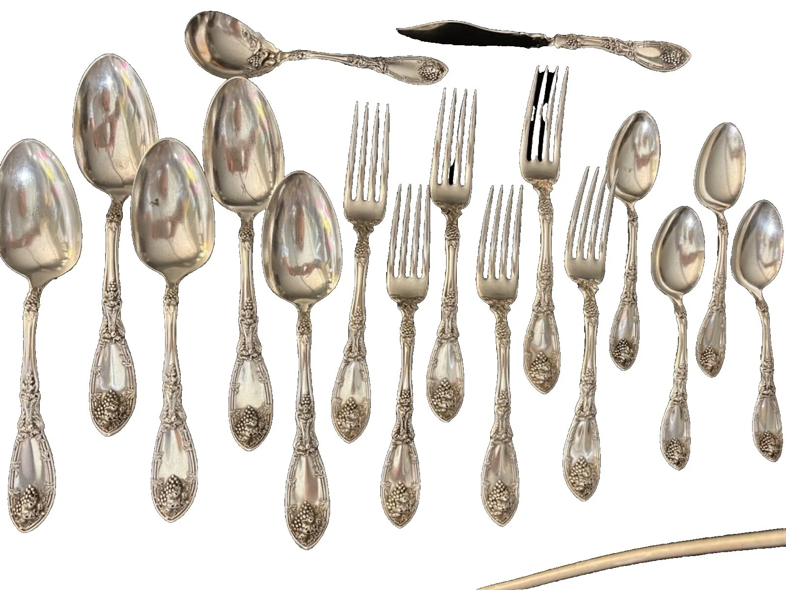 1881 Rogers Art Nouveau US Silver-Plated Antiques