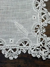 ANTIQUE LACE - HANDKERCHIEF OR POUCH - OB initials - spindle lace