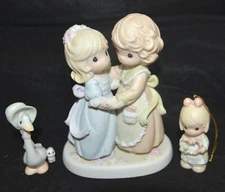 Precious Moments A Very Special Bond 1998 488240 Figurine + 2 Others