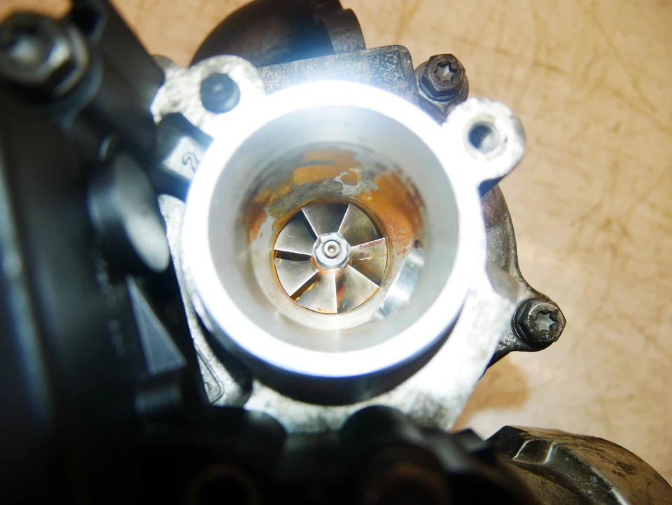 Turbocompresor para Audi Seat A1 Ibiza 2018 1.0 TSI CHZB CHZ 95HP Foto 3 de 4