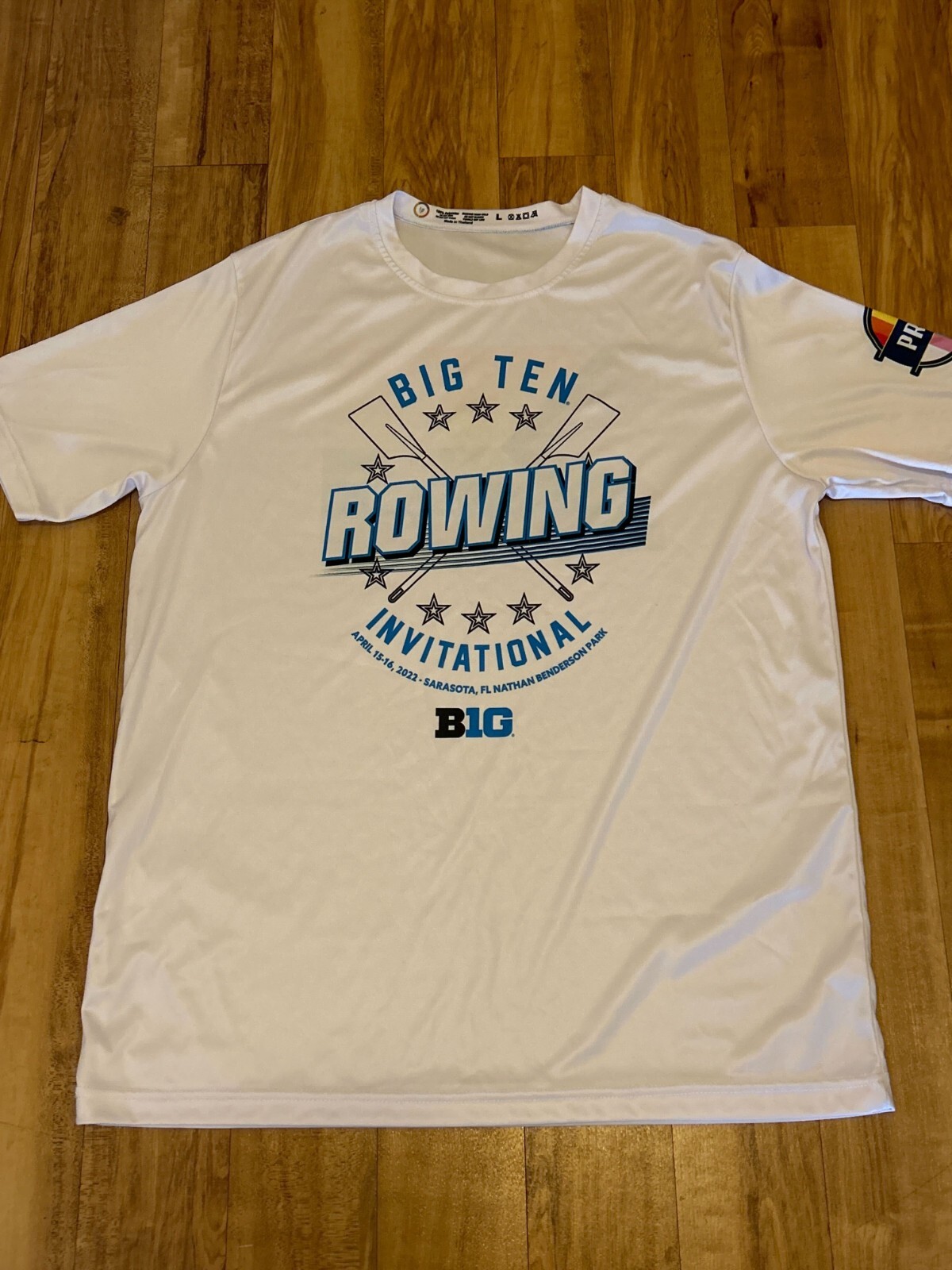 FILA T shirt Big Ten Rowing Invitational Pride taglia Large traspirante 2022 NCAA