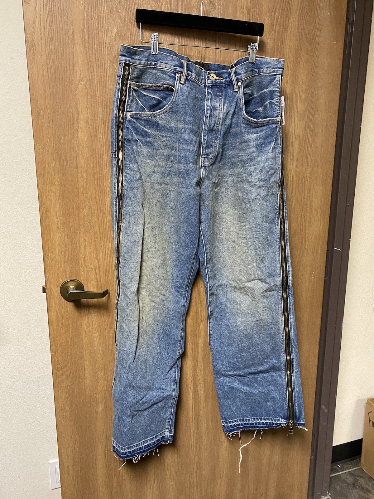 Picture 2 of 15