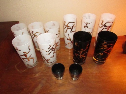 Vtg Josephine Baker glass set 12 Gold Dancers Black & White, Rare Shot Glasses - Picture 2 of 10