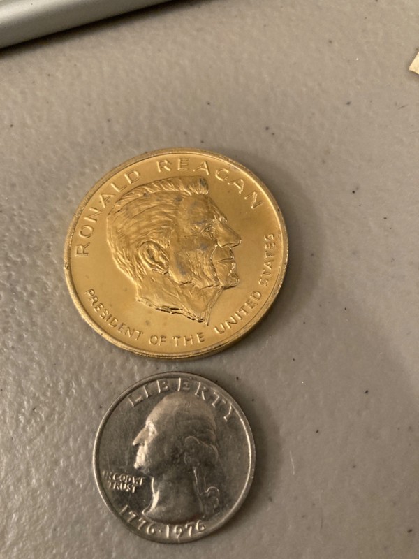 Official U.S. Mint Ronald Reagan Presidential Commemorative Medal Coin