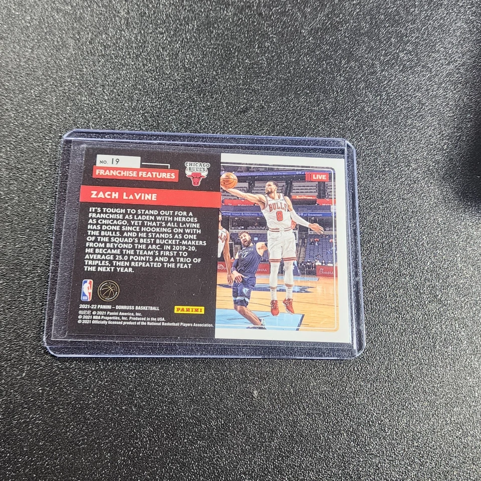 2021-22 Panini Donruss - Franchise Features Zach LaVine #19 Holo Teal Laser - Image 2 of 2