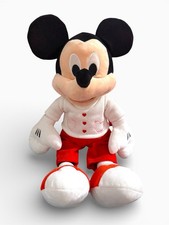 Disney Store Mickey Mouse Red Plush Valentine's Day Love Hearts
