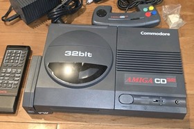 Commodore Amiga CD32 Gaming Console + TVI Modem Remote, Controller  WORKS!