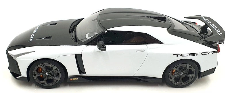 GT Spirit Escala 1/18 Resina GT853 - Prueba Nissan GT-R50 - Blanco Foto 4 de 4
