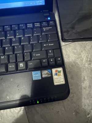 MSI U135 MS-N014 Purple Netbook Laptop 10.1