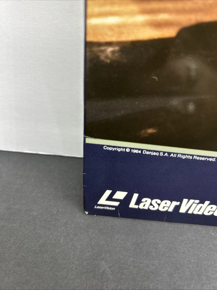"Goldfinger" Extended Play Laserdisc LD - Sean Connery as James Bond 007 - Image 3 of 4