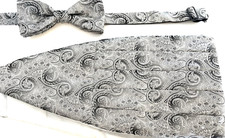 VTG 1980s 1990s All Silk Gray Paisley Cummerbund Bowtie Set Mel Howard