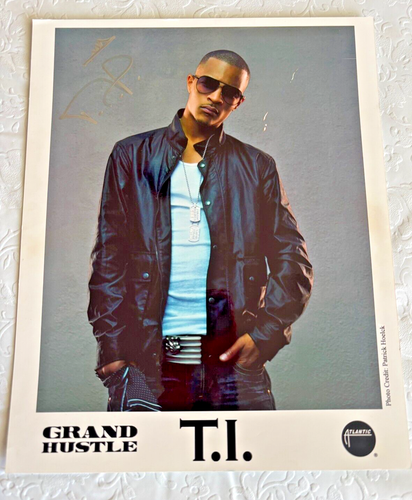 T.I. signed 8X10 Color Photo TI TIP Trap Music Grand Hustle Concert ...