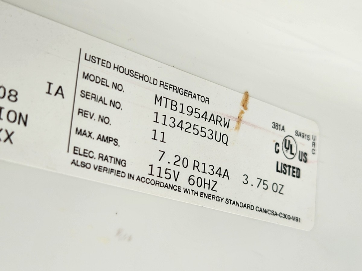 MAYTAG Newton Iowa Made 18.6 CF Refrigerator Freezer Pure White