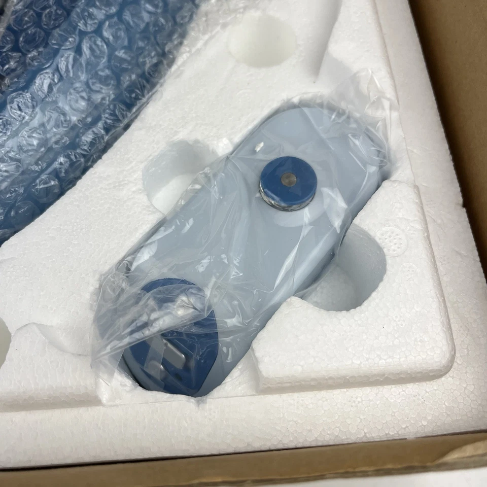 iRobot Scooba 5800 Brand New Sealed In Box Roomba Vacuum Floor Washing Cleaner - Image 4 of 4