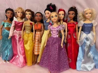 Disney Princess Royal Collection - 9 Royal Dolls 11.5'' in One Playset