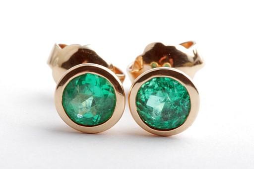 Emerald Earrings 0,72ct 750 Yellow Gold Round Cut Topfarbe Columbia 5mm