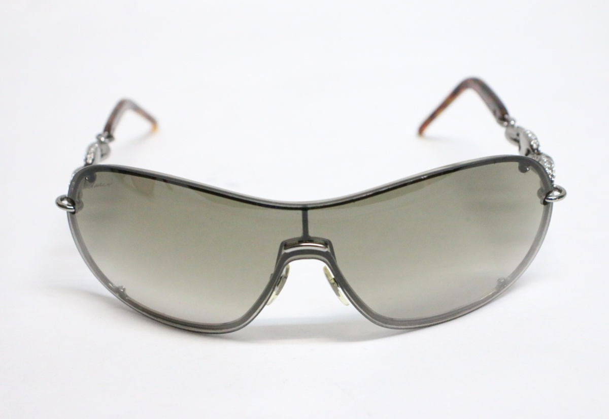 Gucci Marina Chain Accent Shield sunglasses women 7EHMA 105 