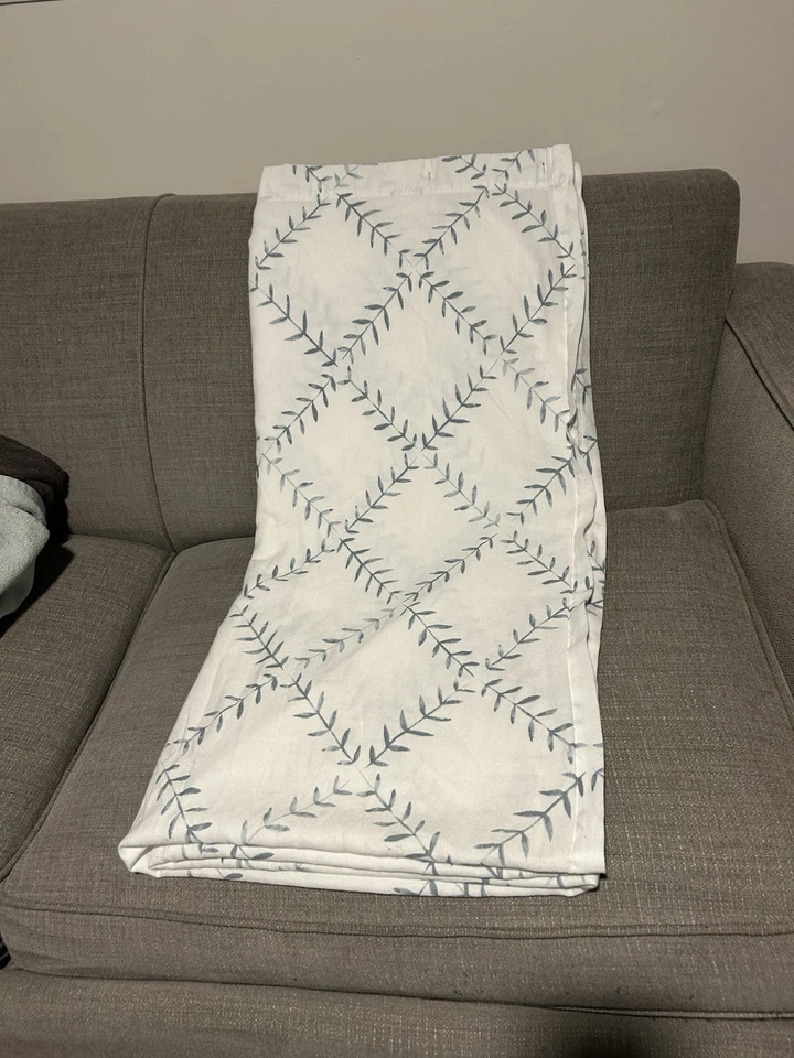 Cortina de ducha Kate Spade NY helecho enrejado verde Foto 2 de 4