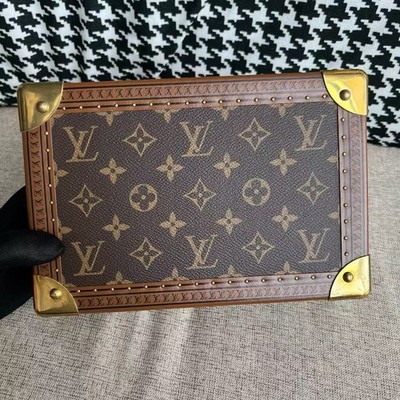 Louis Vuitton Monogram Coffret Trésor 24 Cosmetic Case M10137
