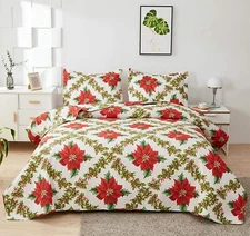 3 Piece Reversible Poinsettia Flower Quilt Bedding Set  