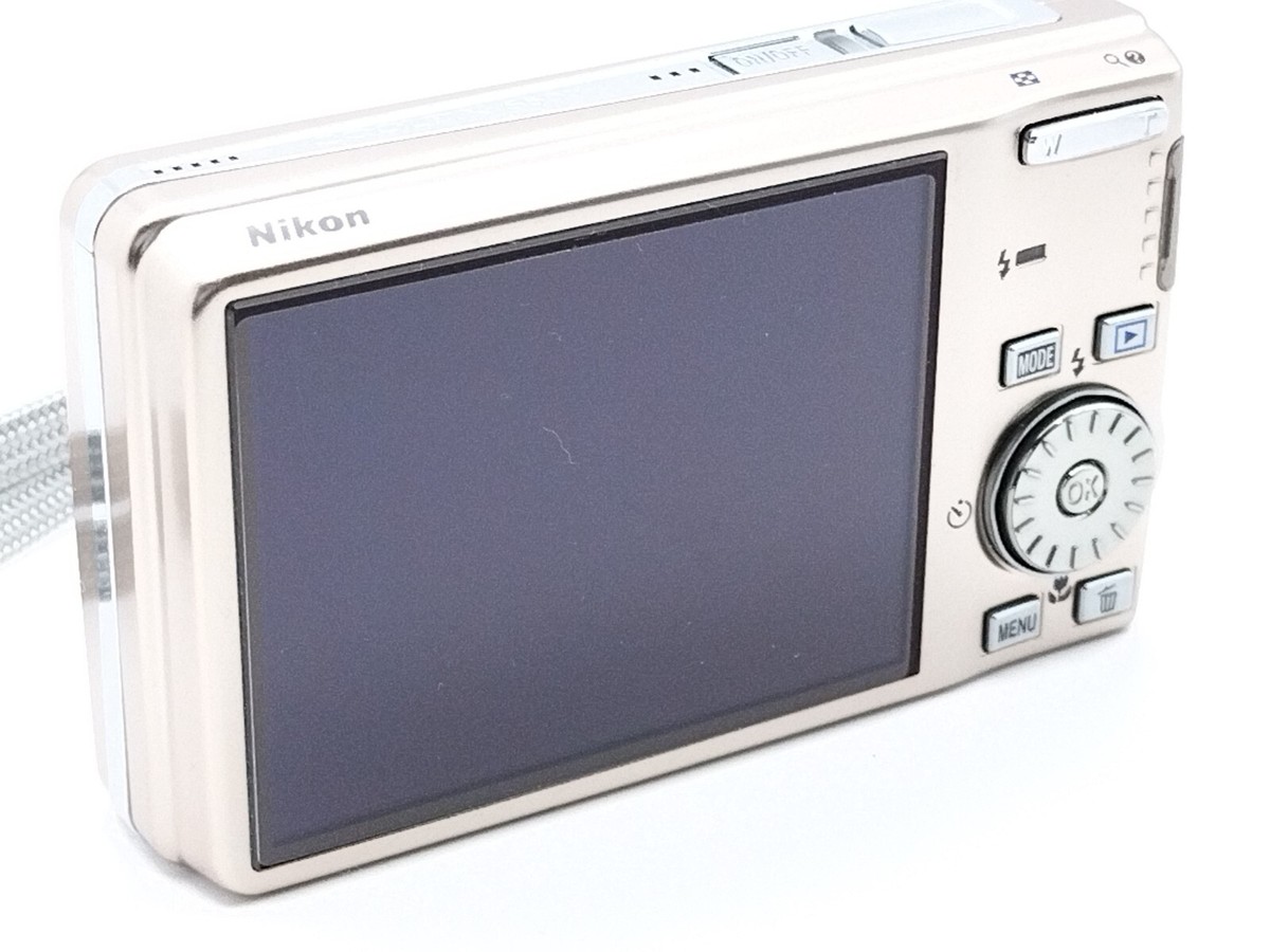 MINT] Nikon COOLPIX S600 Pink Gold 10.0MP Digital Camera w
