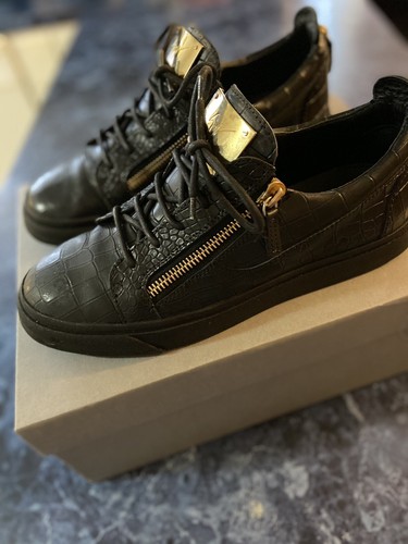 giuseppe zanotti crocodile sneakers