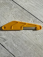 MusicNomad MN658 Diamond Coated Guitar Nut File .042 Open Box