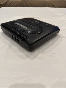 SEGA Genesis II Model 2 16MB Home Console Black OEM Controllers Works Great!