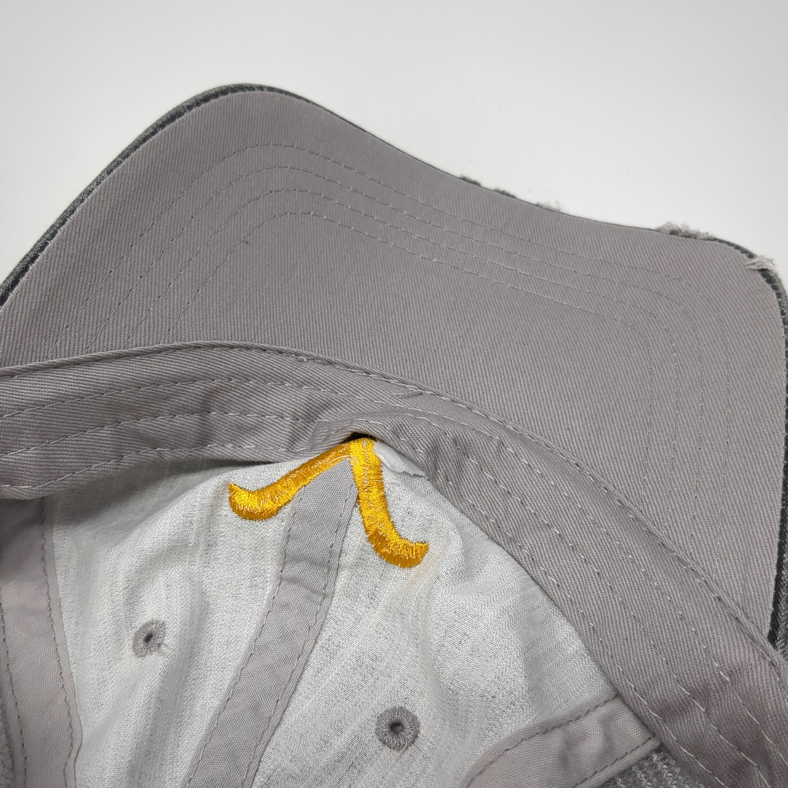 Yellowstone Dutton Strapback Trucker Hat Gray One… - image 8