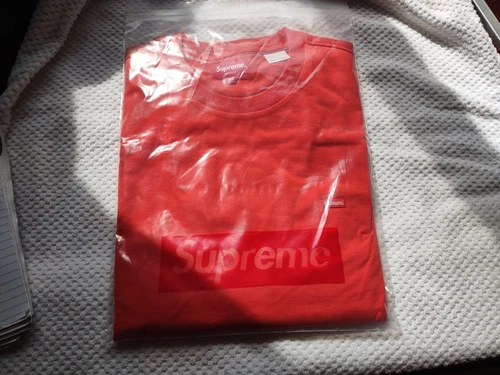 Logo petite boîte Supreme L/S XL/FW22