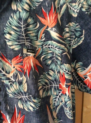 Camisa de campamento floral de tela hawaiana azul marino Molokai Surf Co. para hombre XL - Imagen 3 de 3