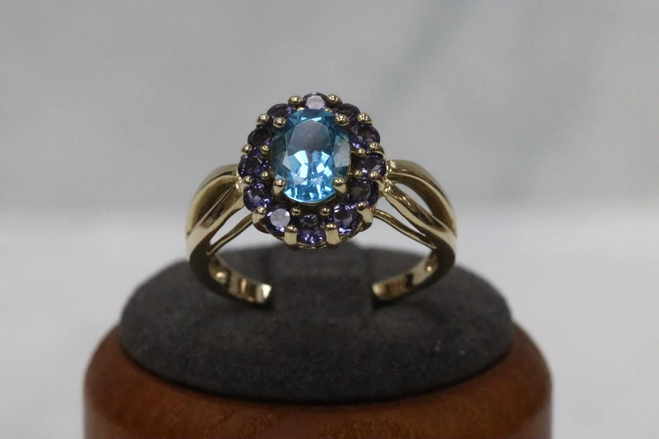 Anillo con racimo de topacio azul y tanzanita de oro amarillo de 9 quilates - Talla P Foto 3 de 4