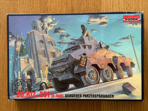 Maquette Esci 1/72 - Char 624 SD.KFZ II Tractor & German Paratroopers