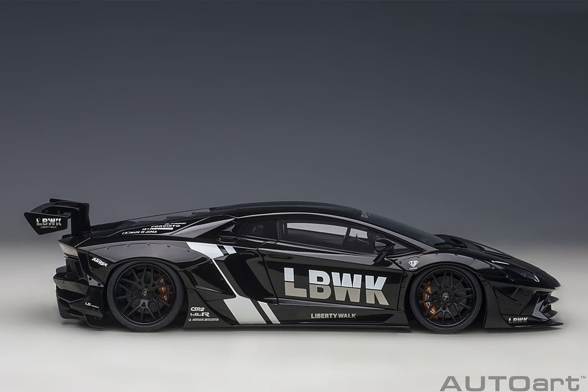 LIBERTY WALK イベント限定非売品　BLACKTUNER LIBERTY WALK イベント限定非売品 BLACKTUNER