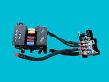 Maserati Granturismo M145 2008 4,2 V8 caja de fusibles 228537