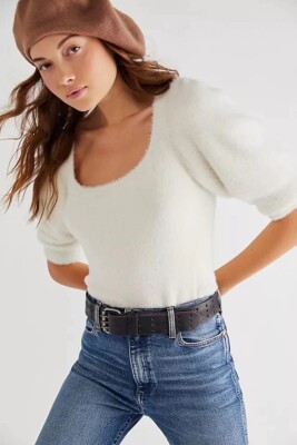 NWT FREE PEOPLE Sz M MOONBEAM PULLOVER FUZZY SWEATER IN IVORY
