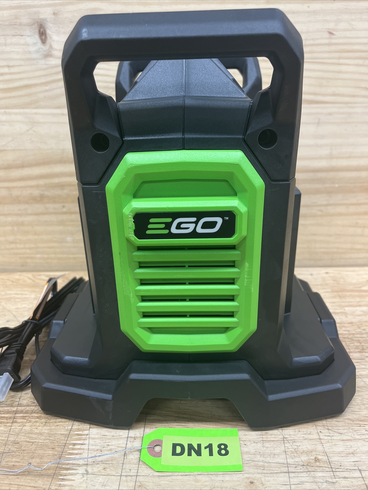 EGO Power+ CH3200 Schnellladegerät – 56V Lithium-Ionen, 320W – Lädt 2,5Ah Akku In 35 Min