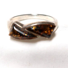 VINTAGE STERLING SILVER HONEY BALTIC AMBER RING SIZE: 8.25