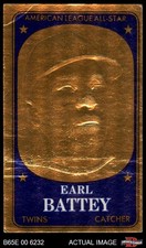 1965 Topps Embossed #70  Earl Battey  Twins 1.5 - FAIR