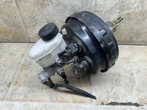 03-07 Toyota Sequoia 4.7L OEM Power Brake Booster Master Cylinder 47200-0C061