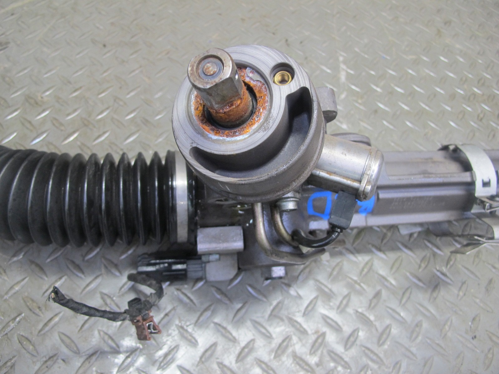 2006-2012 BENTLEY FLYING SPUR POWER STEERING RACK & PINION GEAR ASSEMBLY