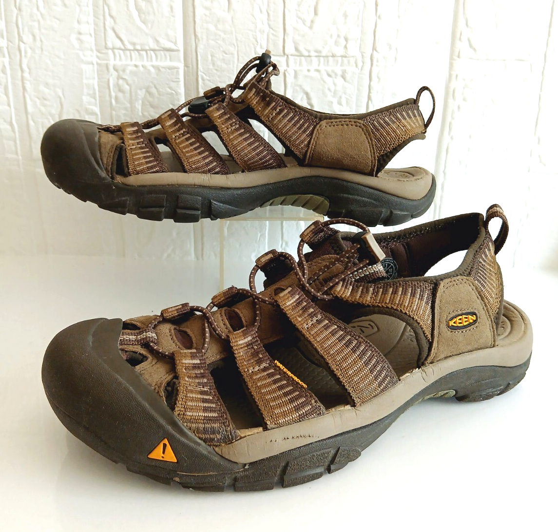 Sandali da trekking Keen impermeabili in pelle da uomo taglia 11 marrone con coulisse