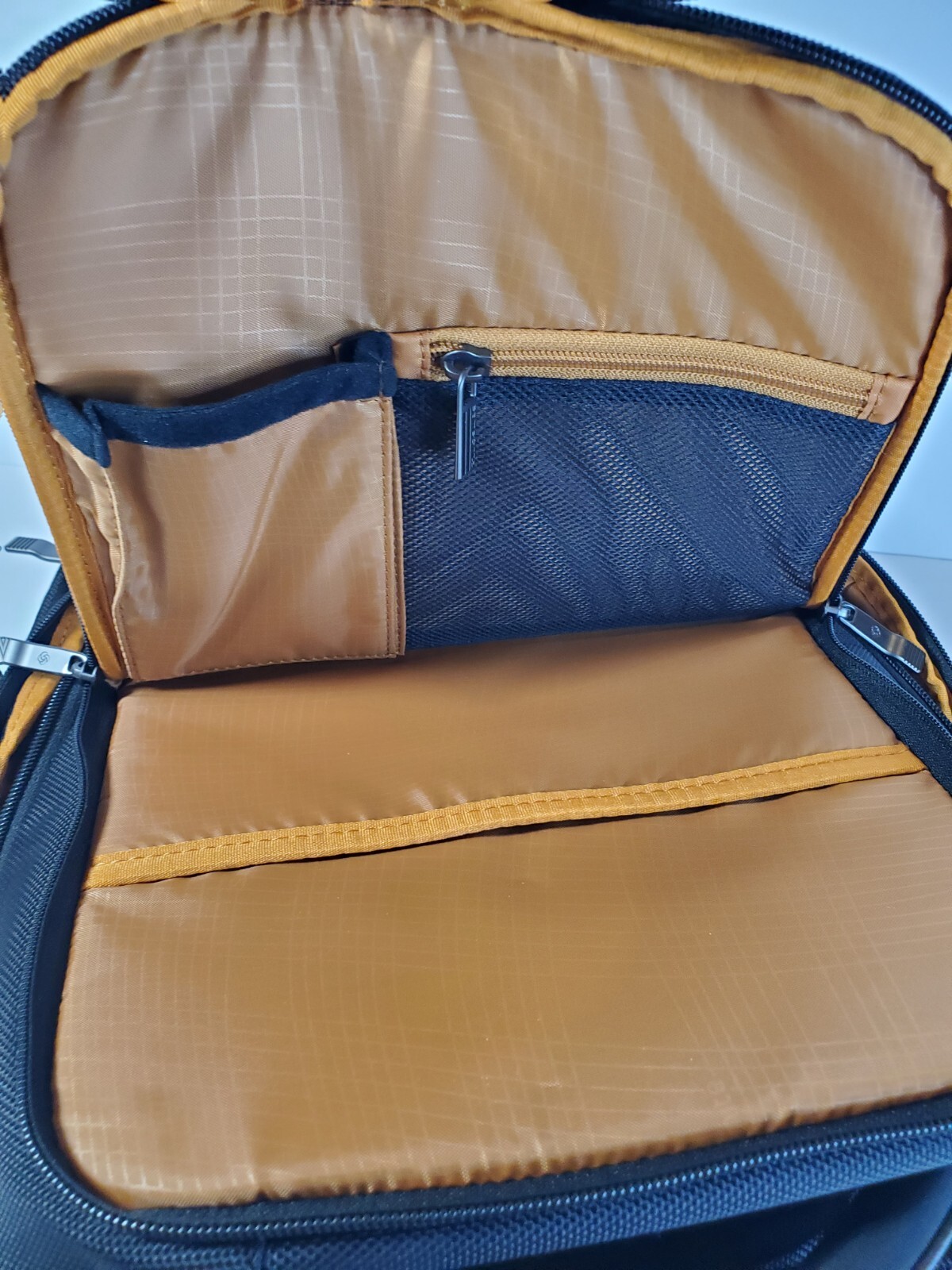 Samsonite Kombi Business Backpack Slim / Small Laptop Bah Great Organization