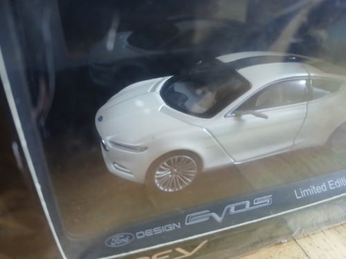 modellauto norev 1:43 ford evos concept - Bild 3 von 7